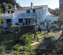 Porches Private Pool Villa 17 Guests