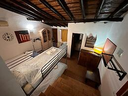 Porches Private Pool Villa 17 Guests