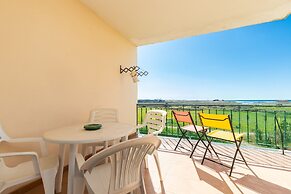 Beach Front View Armacao de Pera Flat