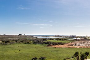 Beach Front View Armacao de Pera Flat
