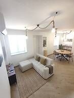 2 Floors Home Near Carvoeiro Slidesplash