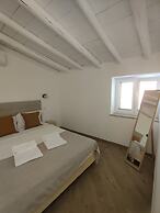 2 Floors Home Near Carvoeiro Slidesplash