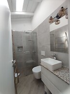 2 Floors Home Near Carvoeiro Slidesplash