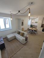 2 Floors Home Near Carvoeiro Slidesplash