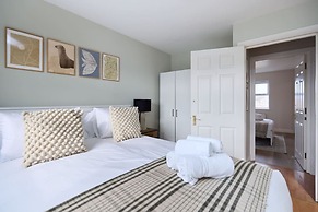 The Guildford Getaway - 3bdr With Garden