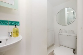 The Guildford Getaway - 3bdr With Garden