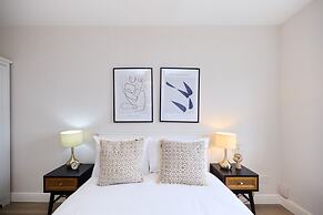 The Guildford Getaway - 3bdr With Garden