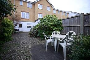 The Guildford Getaway - 3bdr With Garden