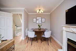 The Guildford Getaway - 3bdr With Garden
