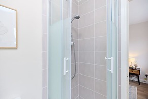 The Guildford Getaway - 3bdr With Garden