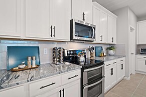 9127 Turquoise Wave Cove