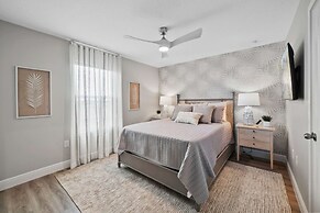 9127 Turquoise Wave Cove