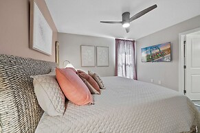 9127 Turquoise Wave Cove