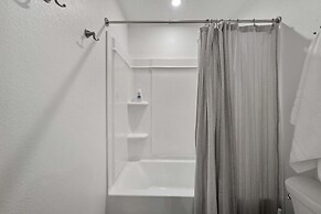 9127 Turquoise Wave Cove