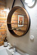 Oak Doors Apartament w Rynku ProperUNIT