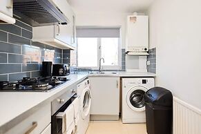 The West Hampstead Base - Central 2bdr Apartment