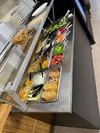 Foothills Lodge & Diner