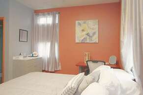 Foothills Lodge & Diner