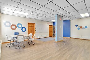 Foothills Lodge & Diner