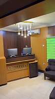 Quaters Inn & Suites