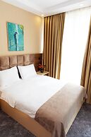 Aniko Hotel