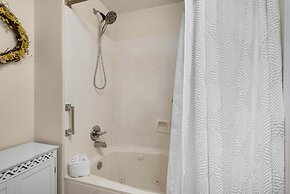 Inn At Summerwind 304 - Hooked on the Beach