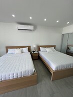 Sea Breeze Tunnel Hideaway 6