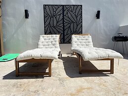 Sea Breeze Tunnel Hideaway 6