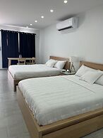 Sea Breeze Tunnel Hideaway 6