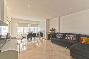 Luxury Flat in Quarteira