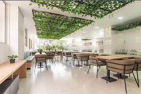 Unique 3 BR Apartment in Usaqu n