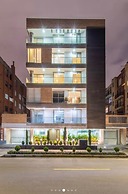 Unique 3 BR Apartment in Usaqu n