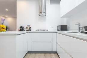 Designer 2BR in Usaqu n