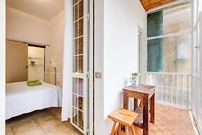 Charming Trastevere Apartment in Heart of Rome