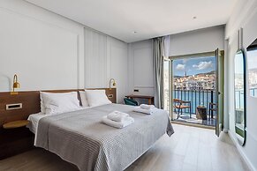Eclectic Syros