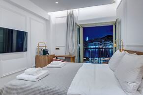 Eclectic Syros
