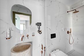 Eclectic Syros