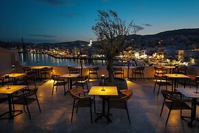 Eclectic Syros