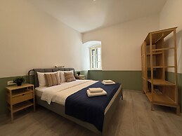 Nest Ozana