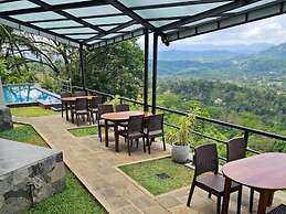 Terrace Cinnamon View
