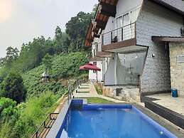 Terrace Cinnamon View