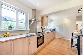 Freshfields, a Countyside Retreat for 8!