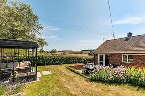 Freshfields, a Countyside Retreat for 8!