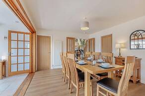 Freshfields, a Countyside Retreat for 8!