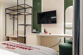 Ambasador Hotel