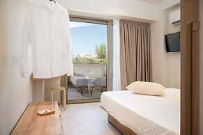 Palm Tree Beach Suites