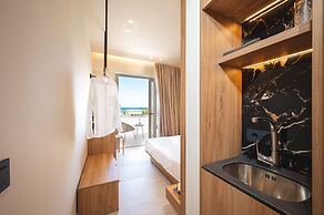 Palm Tree Beach Suites