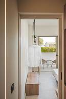 Palm Tree Beach Suites