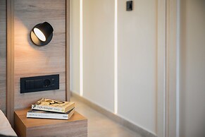 Palm Tree Beach Suites