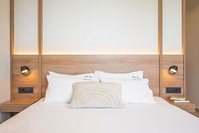 Palm Tree Beach Suites